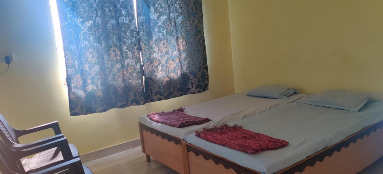 Gulmohar Cottages - Home Stay In Alībāg Exterior foto