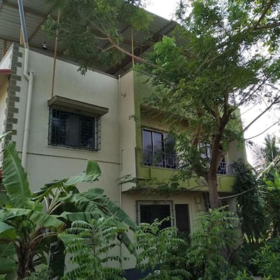 Gulmohar Cottages - Home Stay In Alībāg Exterior foto